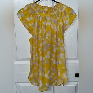 Ann Taylor Yellow Floral Blouse women short sleeves medium casual
